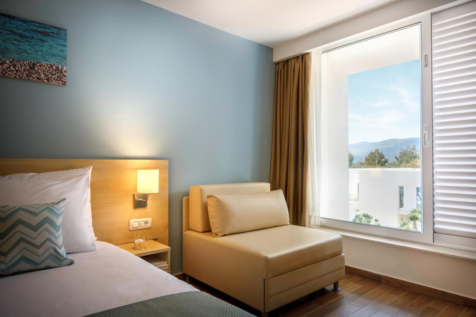 Valamar Bellevue Resort Rabac Rum bild